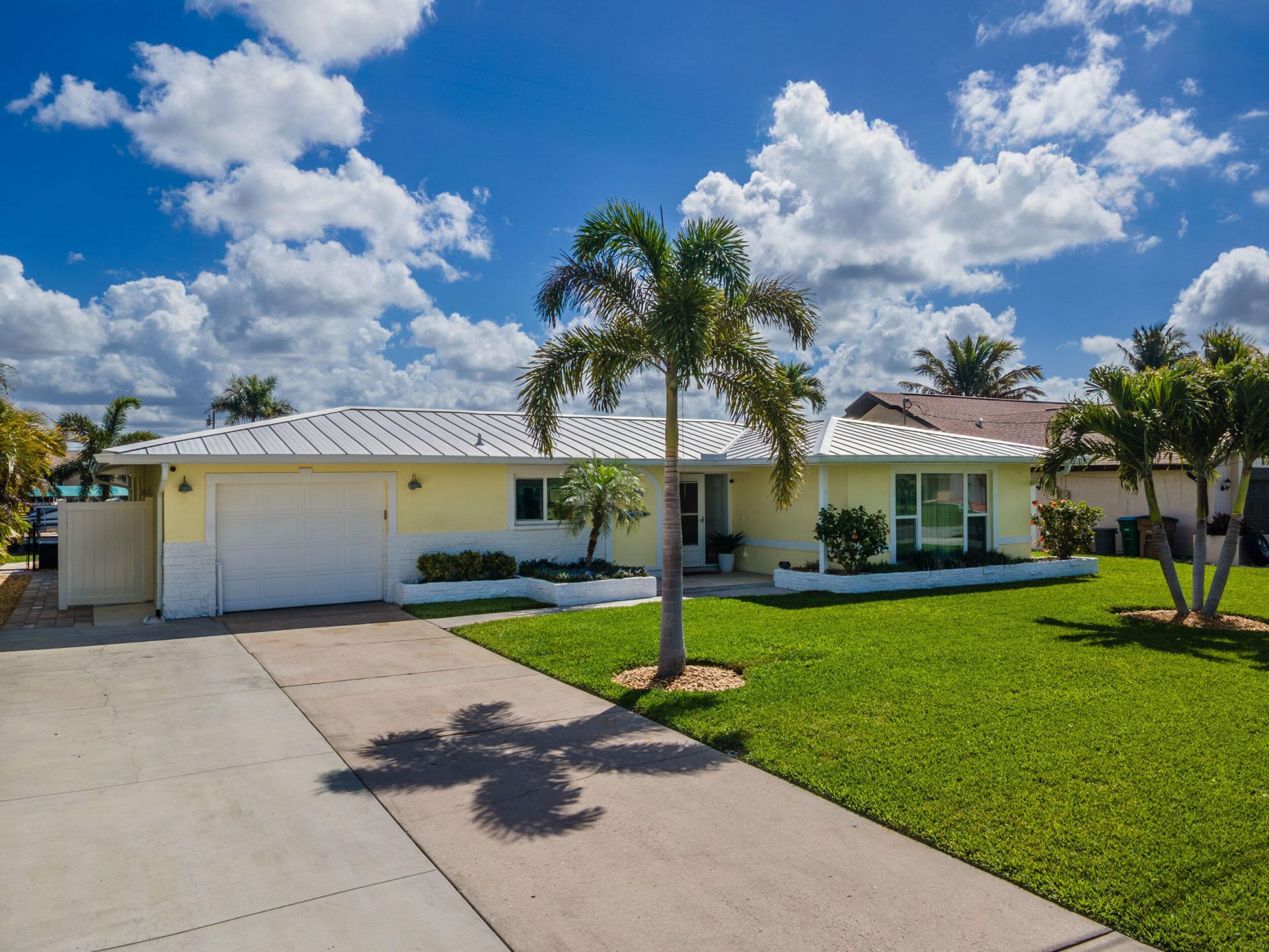3517 SE 1st Avenue, Cape Coral, FL 33904 Photo
