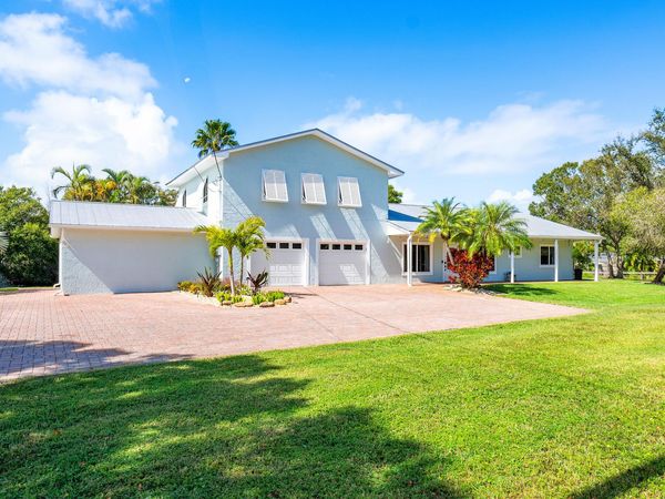 5920 SE Ault Avenue, Stuart, FL 34997