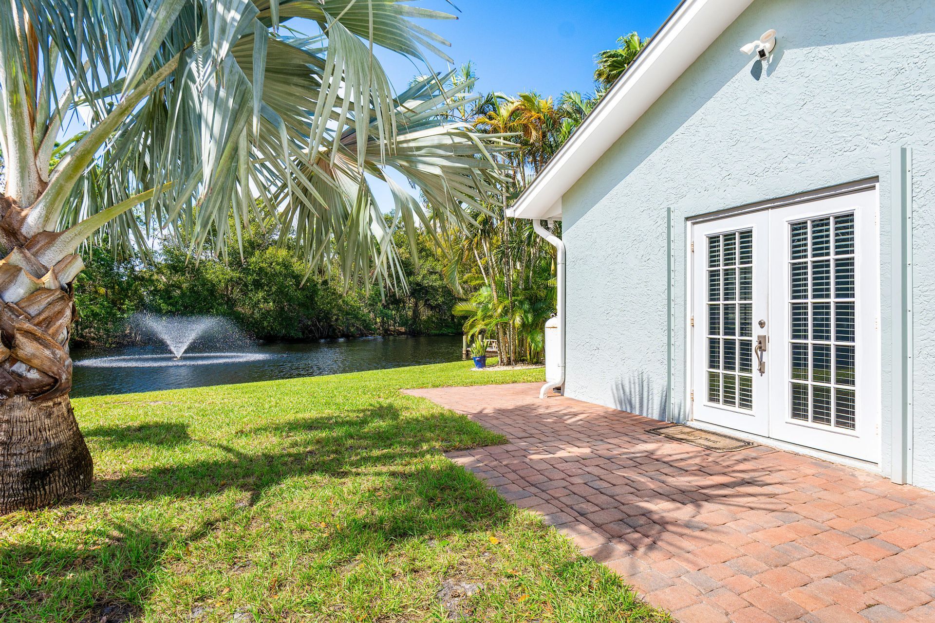 5920 SE Ault Avenue, Stuart, FL 34997 Photo