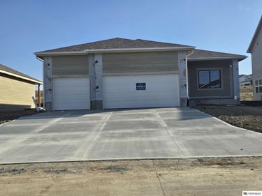 16109 Isabella Street, Bennington, NE 68007