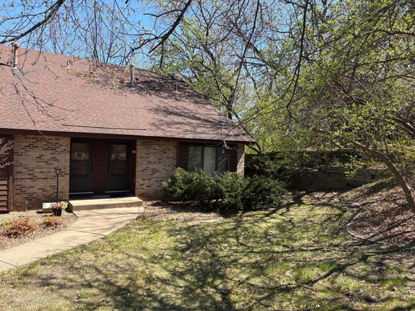 3904 Rahn Road, Eagan, MN 55122