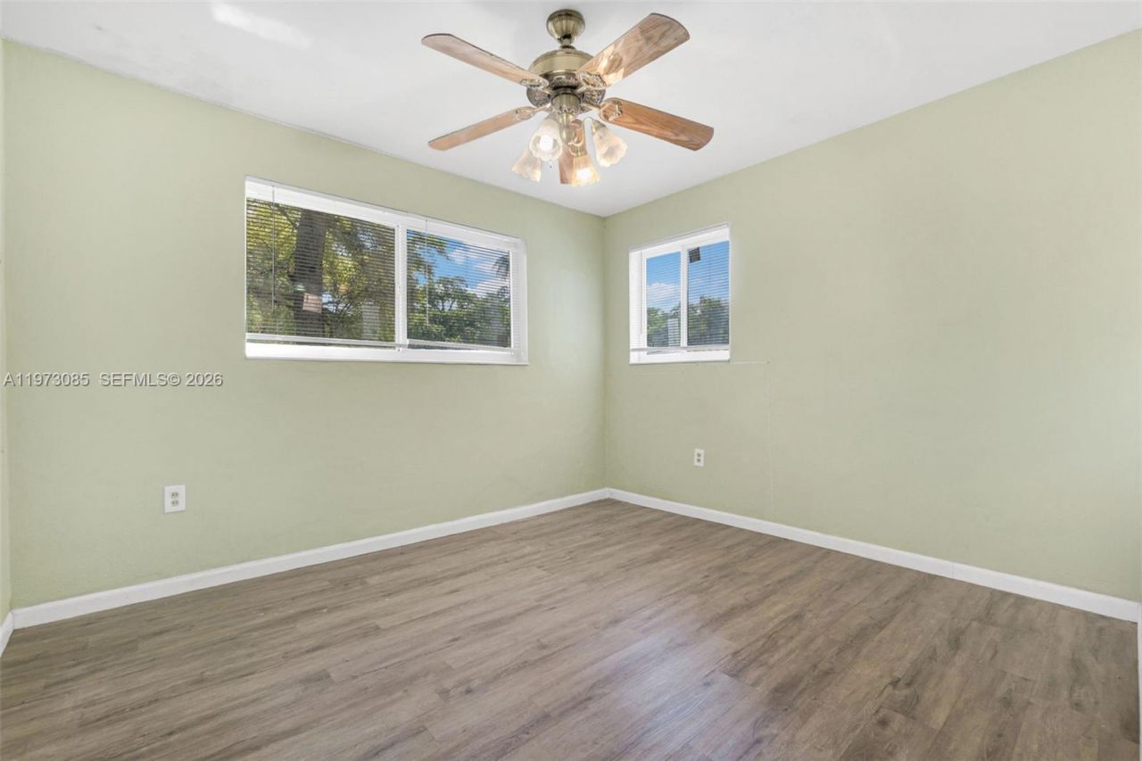 2521 NW 170th St , Miami Gardens, FL 33056 Photo