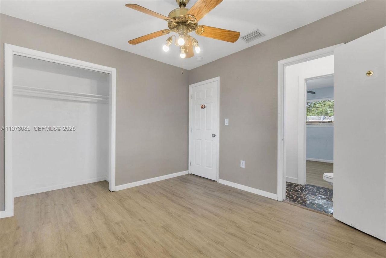 2521 NW 170th St , Miami Gardens, FL 33056 Photo