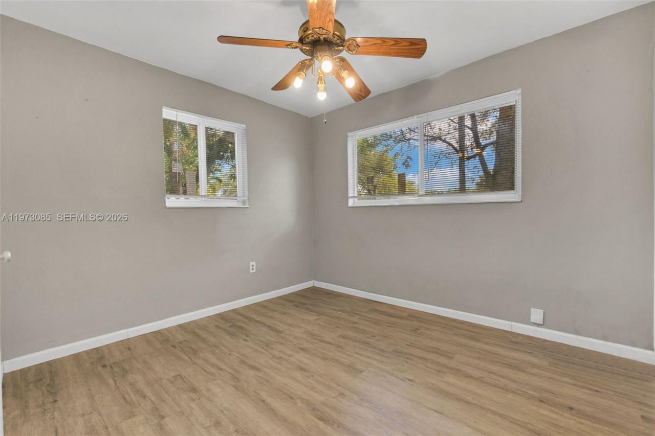 2521 NW 170th St , Miami Gardens, FL 33056 Photo