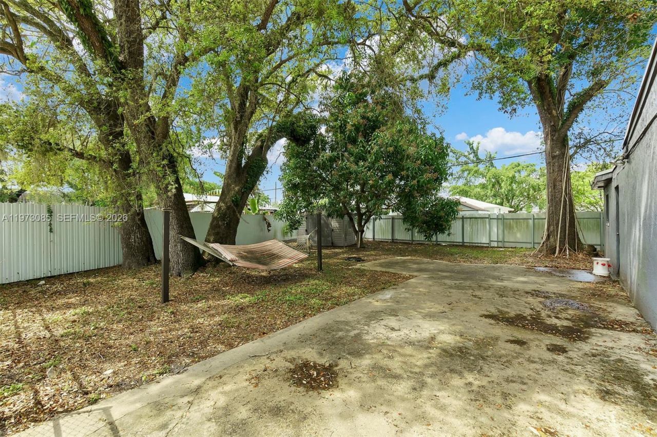 2521 NW 170th St , Miami Gardens, FL 33056 Photo