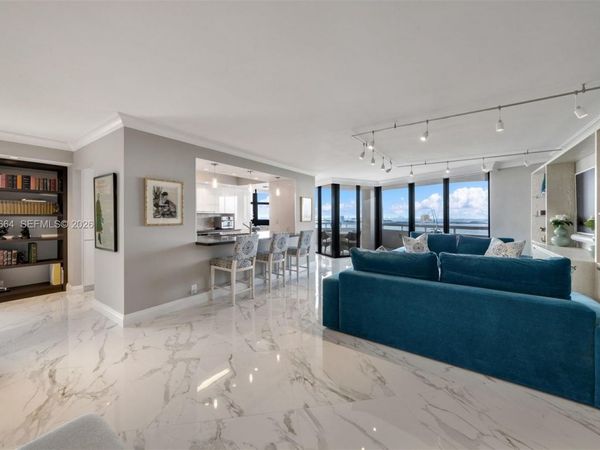 2000 Towerside Ter, Unit PH2, Miami, FL 33138