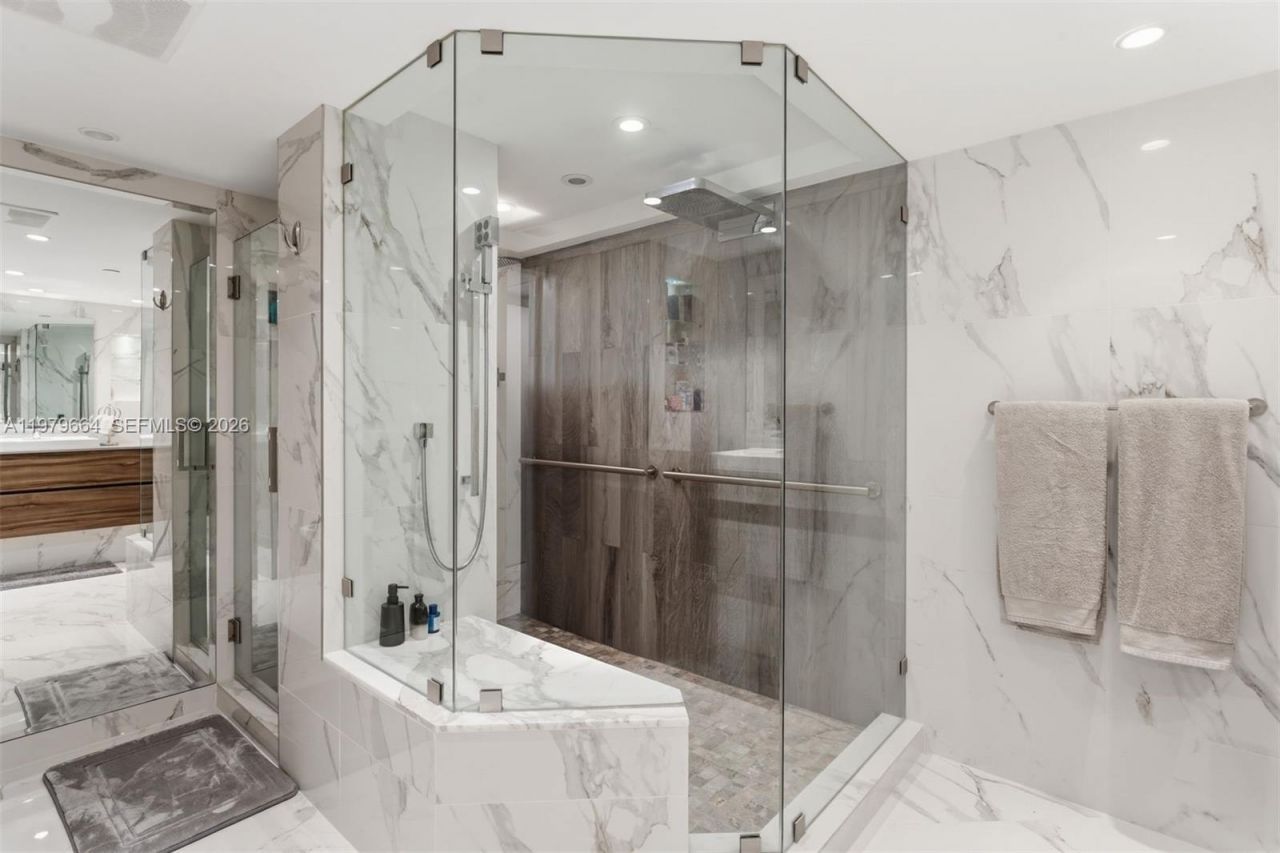 2000 Towerside Ter, Unit PH2, Miami, FL 33138 Photo