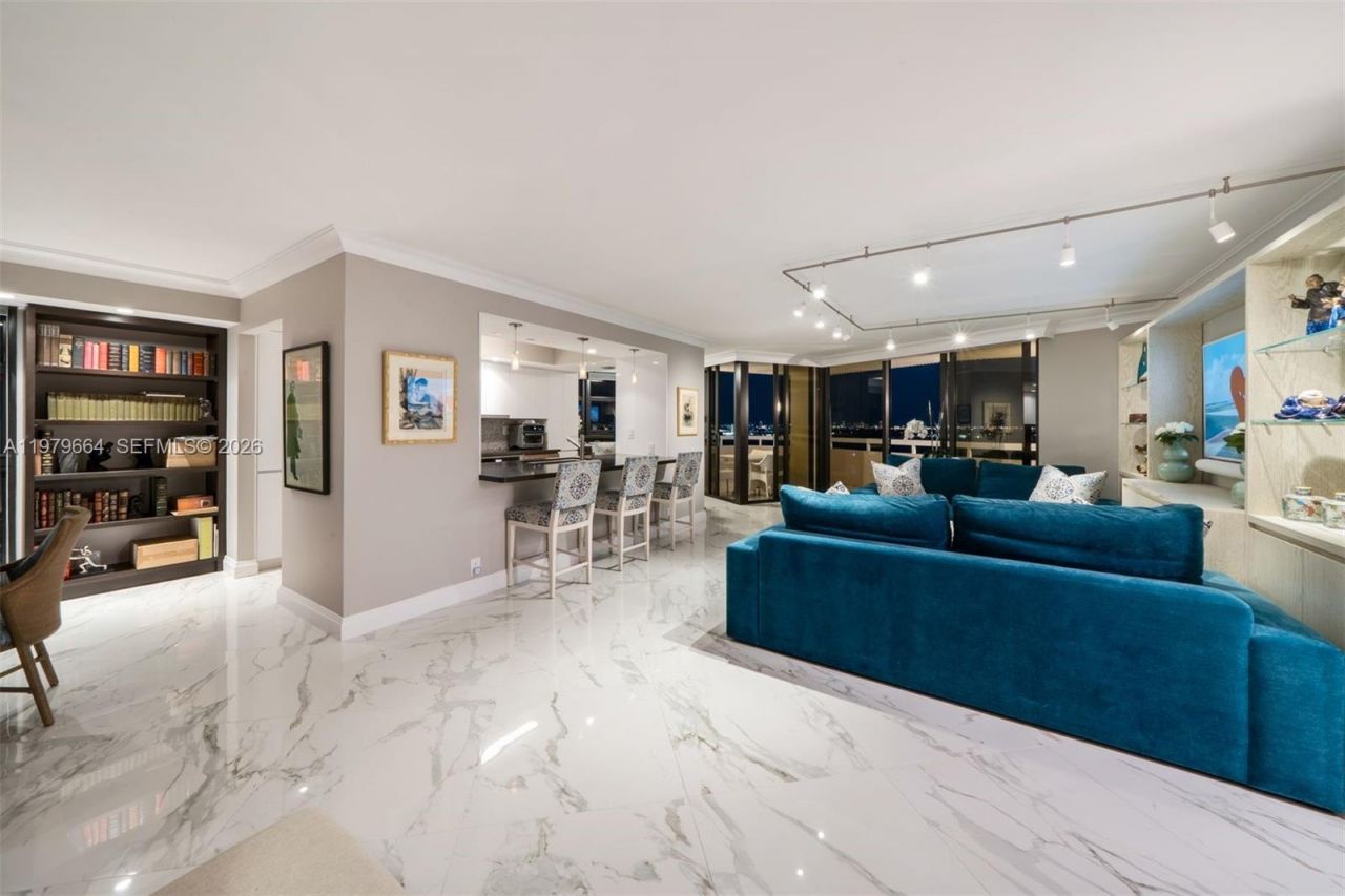 2000 Towerside Ter, Unit PH2, Miami, FL 33138 Photo