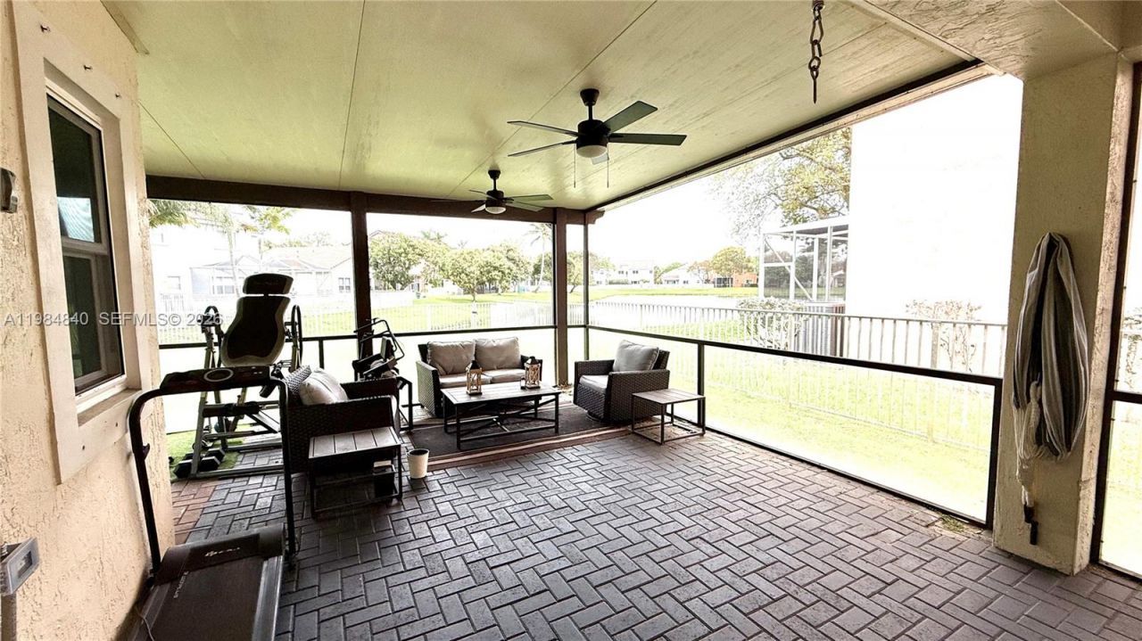 7500 NW 19th Dr , Pembroke Pines, FL 33024 Photo