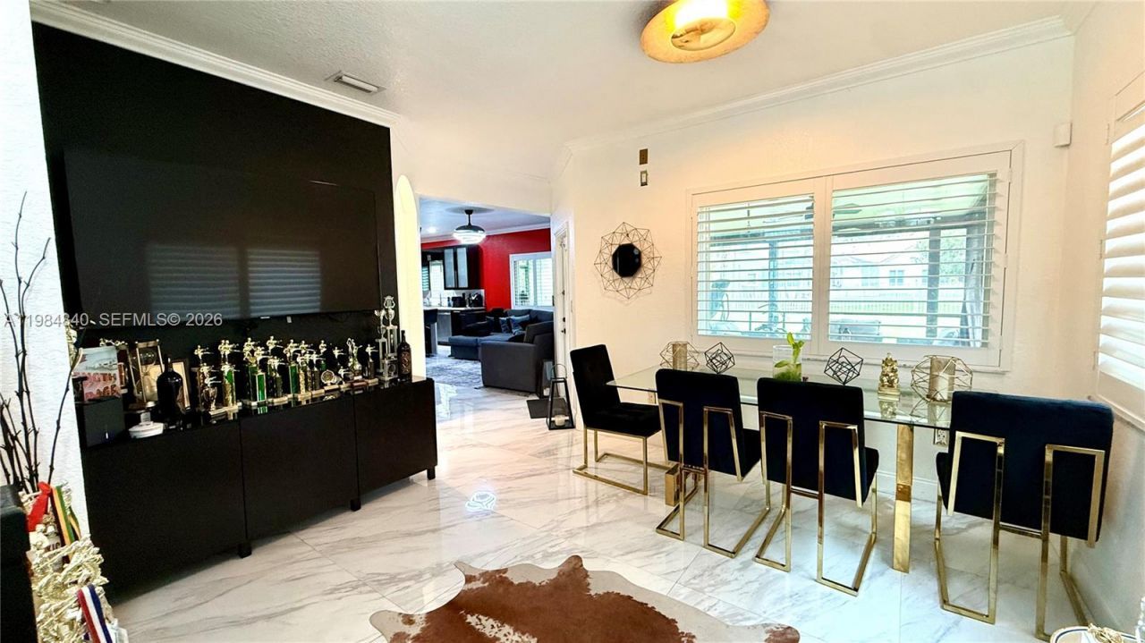 7500 NW 19th Dr , Pembroke Pines, FL 33024 Photo