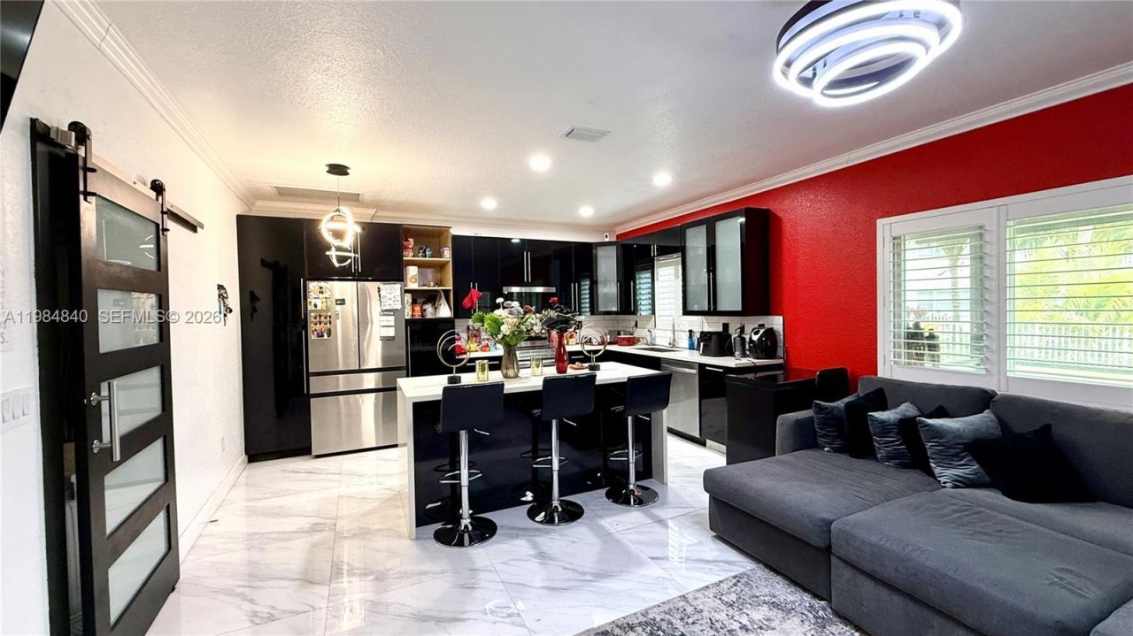 7500 NW 19th Dr , Pembroke Pines, FL 33024 Photo