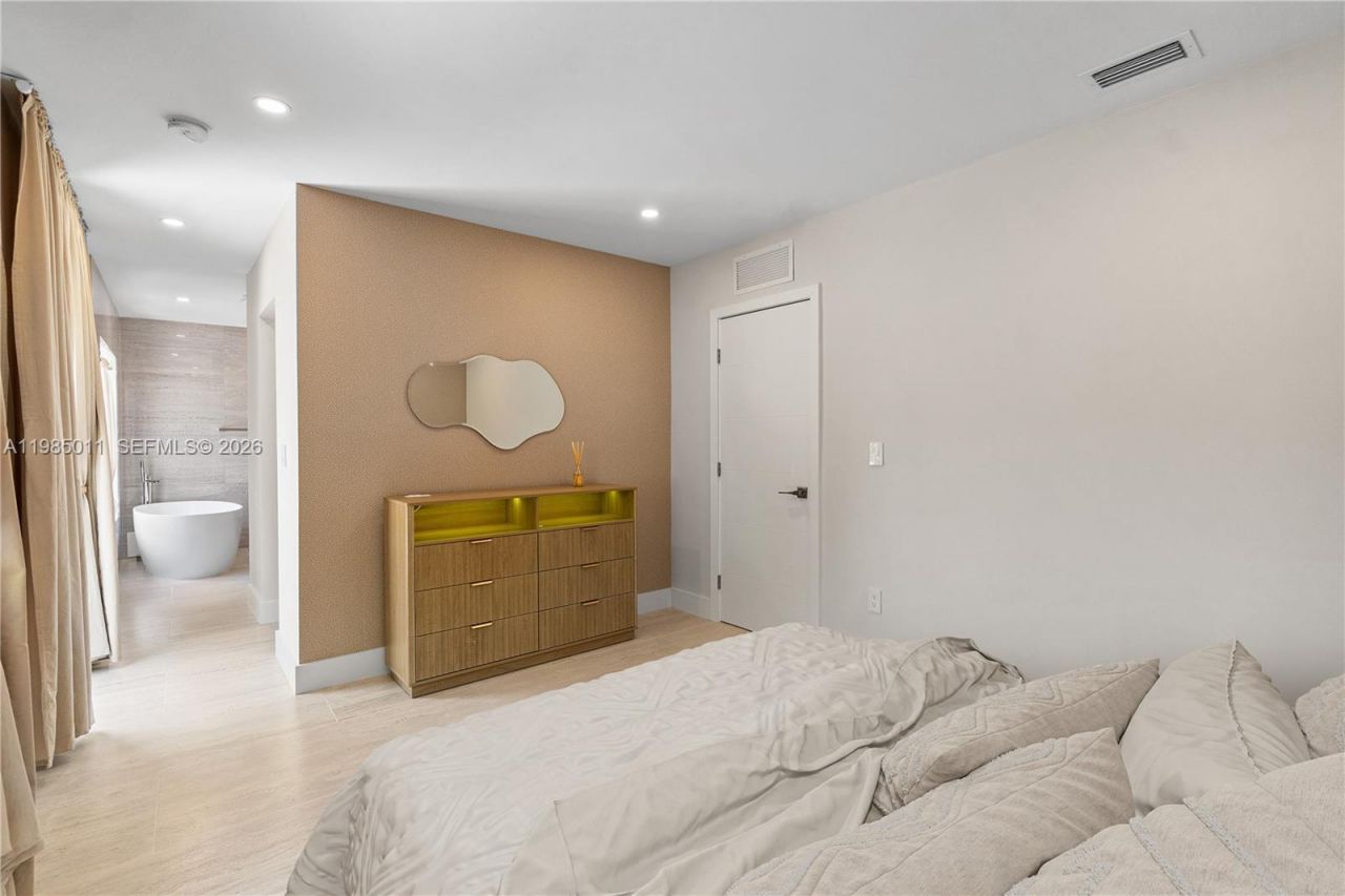 1345 SW 14th Ave, Miami, FL 33145 Photo