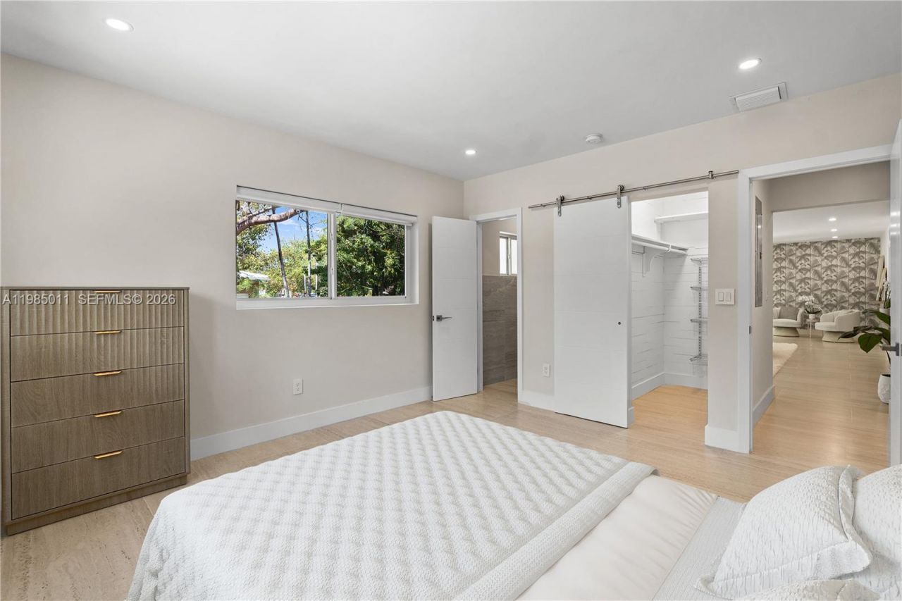 1345 SW 14th Ave , Miami, FL 33145 Photo