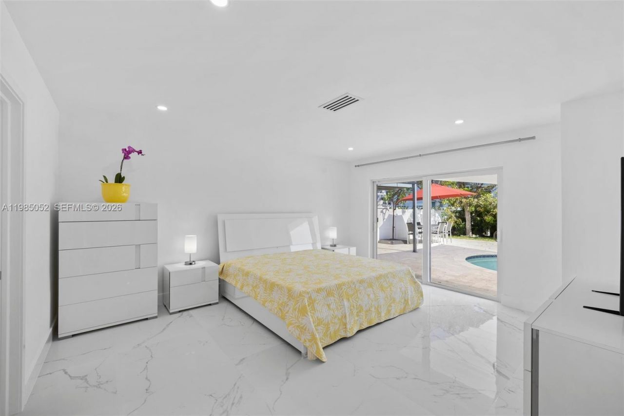 2816 NE 35th St , Fort Lauderdale, FL 33306 Photo