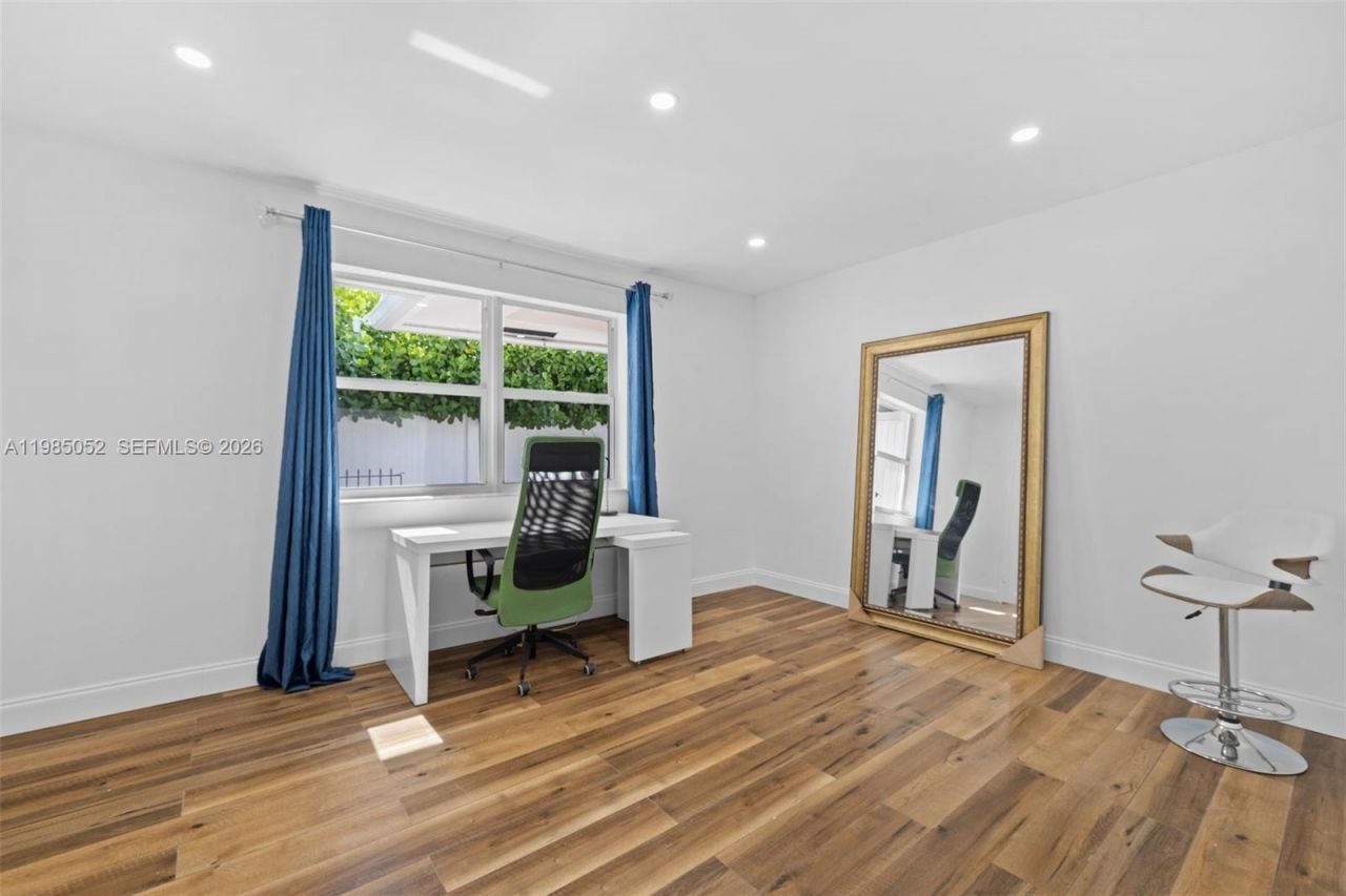 2816 NE 35th St , Fort Lauderdale, FL 33306 Photo