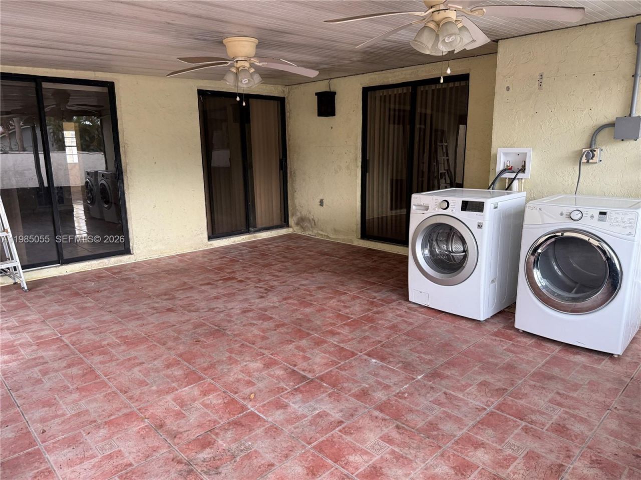 17321 NW 63rd Ave, Hialeah, FL 33015 Photo