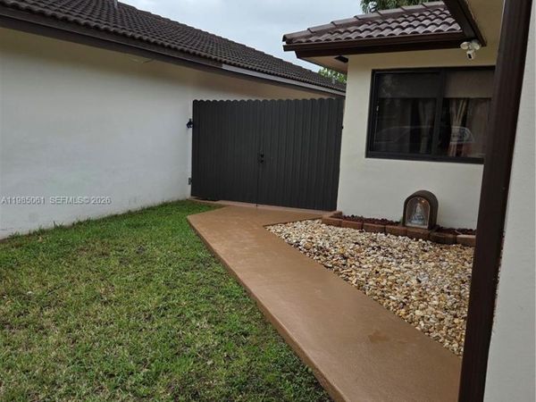 2931 SW 135th Ave, Miami, FL 33175