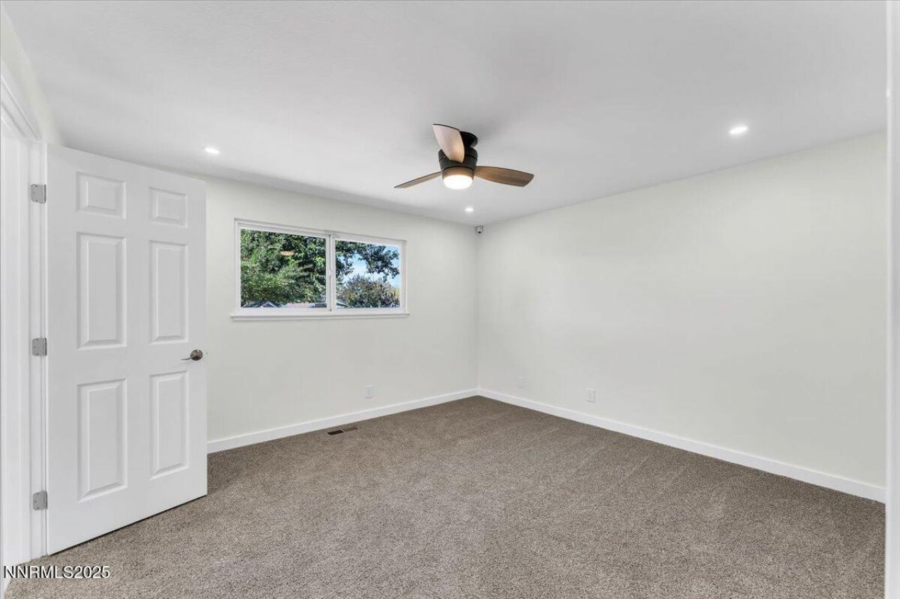 6815 Prestwick Circle, Reno, NV 89502 Photo