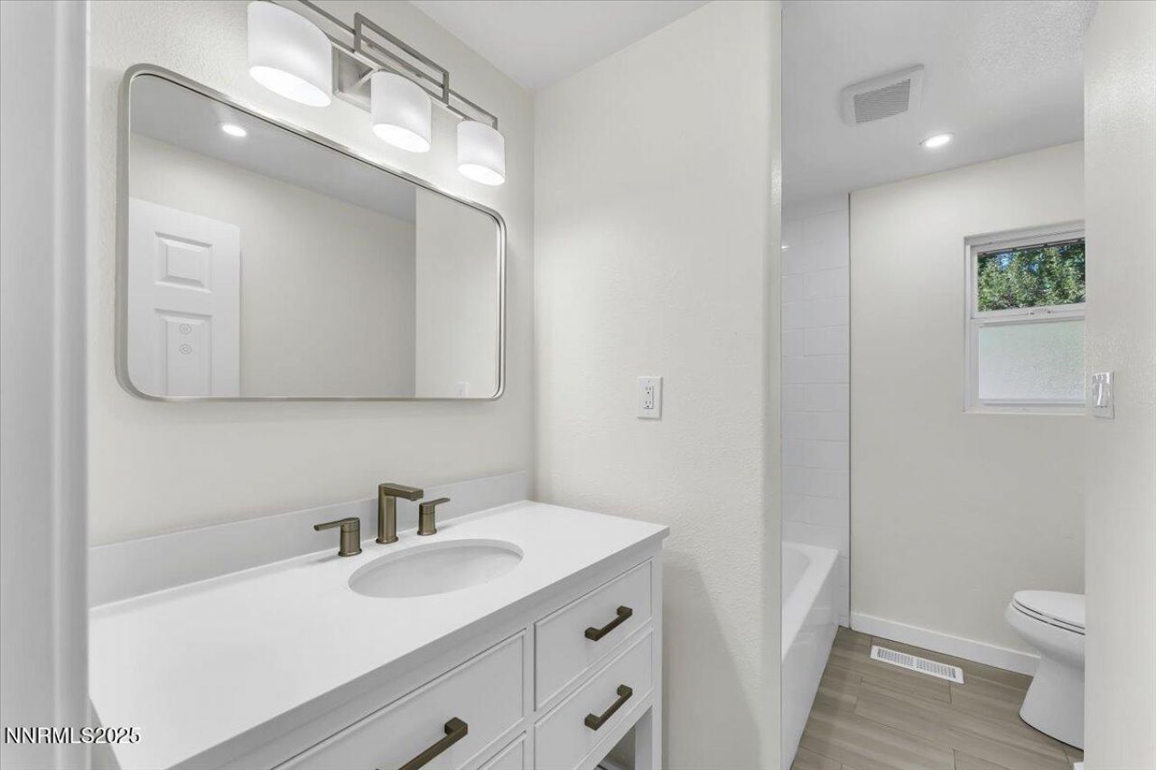 6815 Prestwick Circle, Reno, NV 89502 Photo