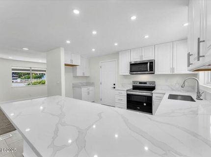 6815 Prestwick Circle, Reno, NV 89502 Photo