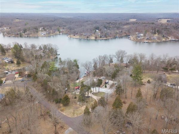 7614 Lakemont Drive, Hillsboro, MO 63050