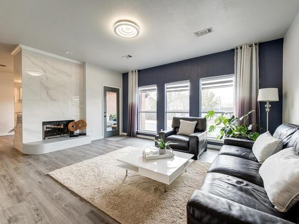 312 Springhill Drive, Hurst, TX 76054