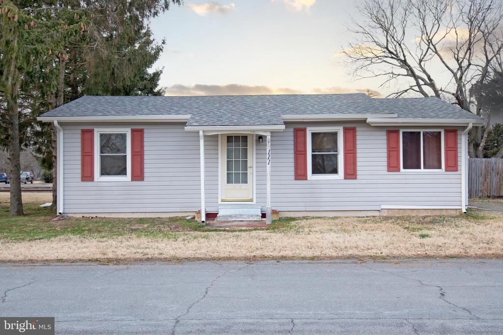 111 Mill Street, Houston, DE 19954 Main Photo