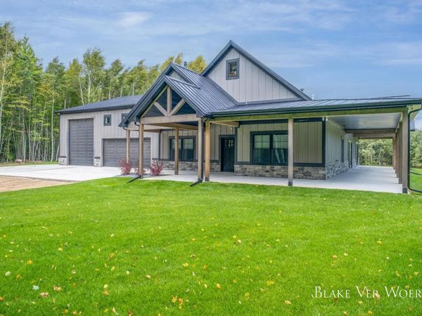 1398 12 Mile Road, Remus, MI 49340