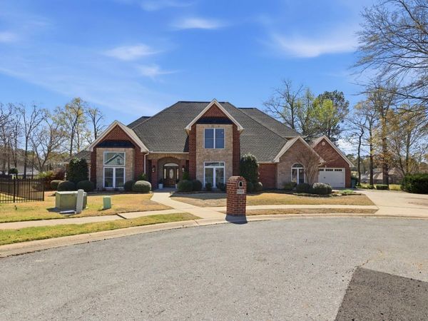 5006 Colonial Court, Benton, AR 72105