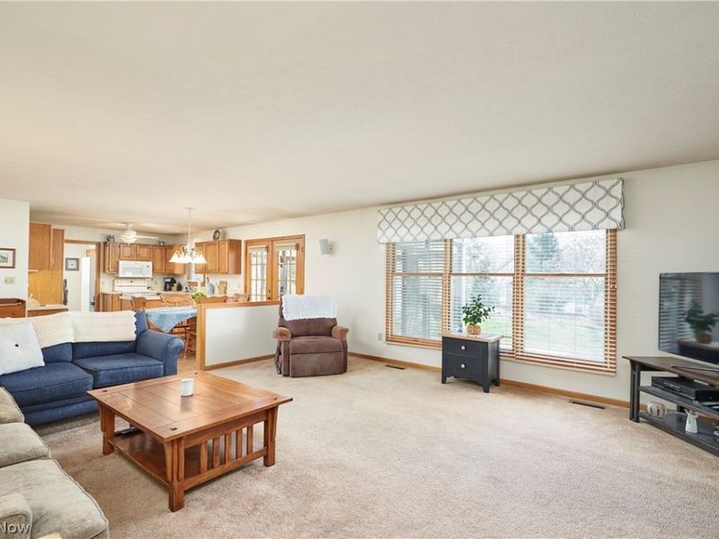 3238 Cherie Cercle, Cuyahoga Falls, OH 44223 Photo 7