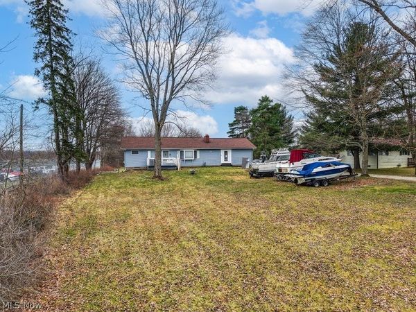 200 Cochran Road , Cuyahoga Falls, OH 44223