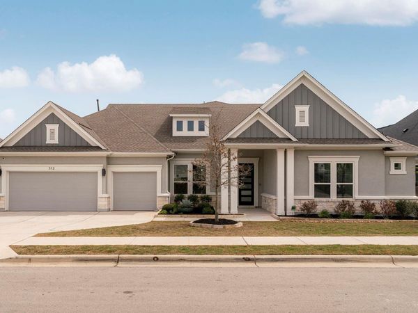 312 Starfire DR, Dripping Springs, TX 78620