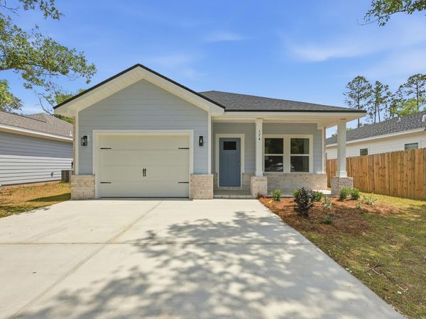 174 Caswell Branch Road, Freeport, FL 32439