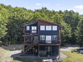 30 Lake View Drive New Sharon, ME 04955