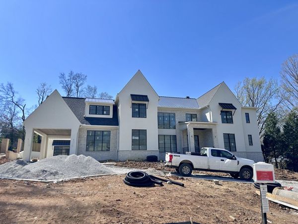 1135 Duncanwood Dr , Nashville, TN 37204