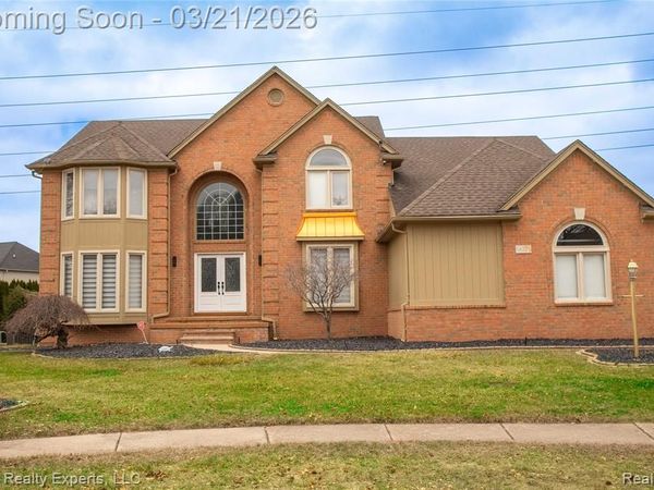 54275 Talon Court, Shelby Twp, MI 48315