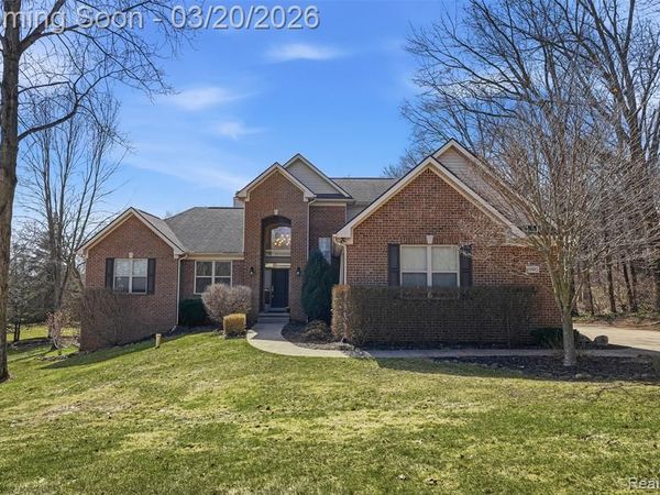 10487 Piedmont Drive, Brighton Twp, MI 48114