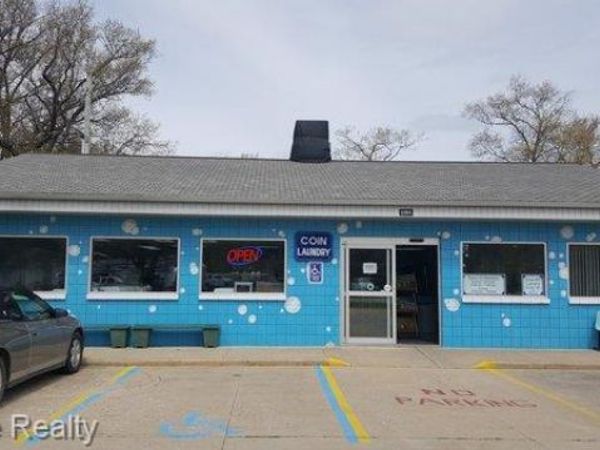 6966 Main Street , Caseville, MI 48725