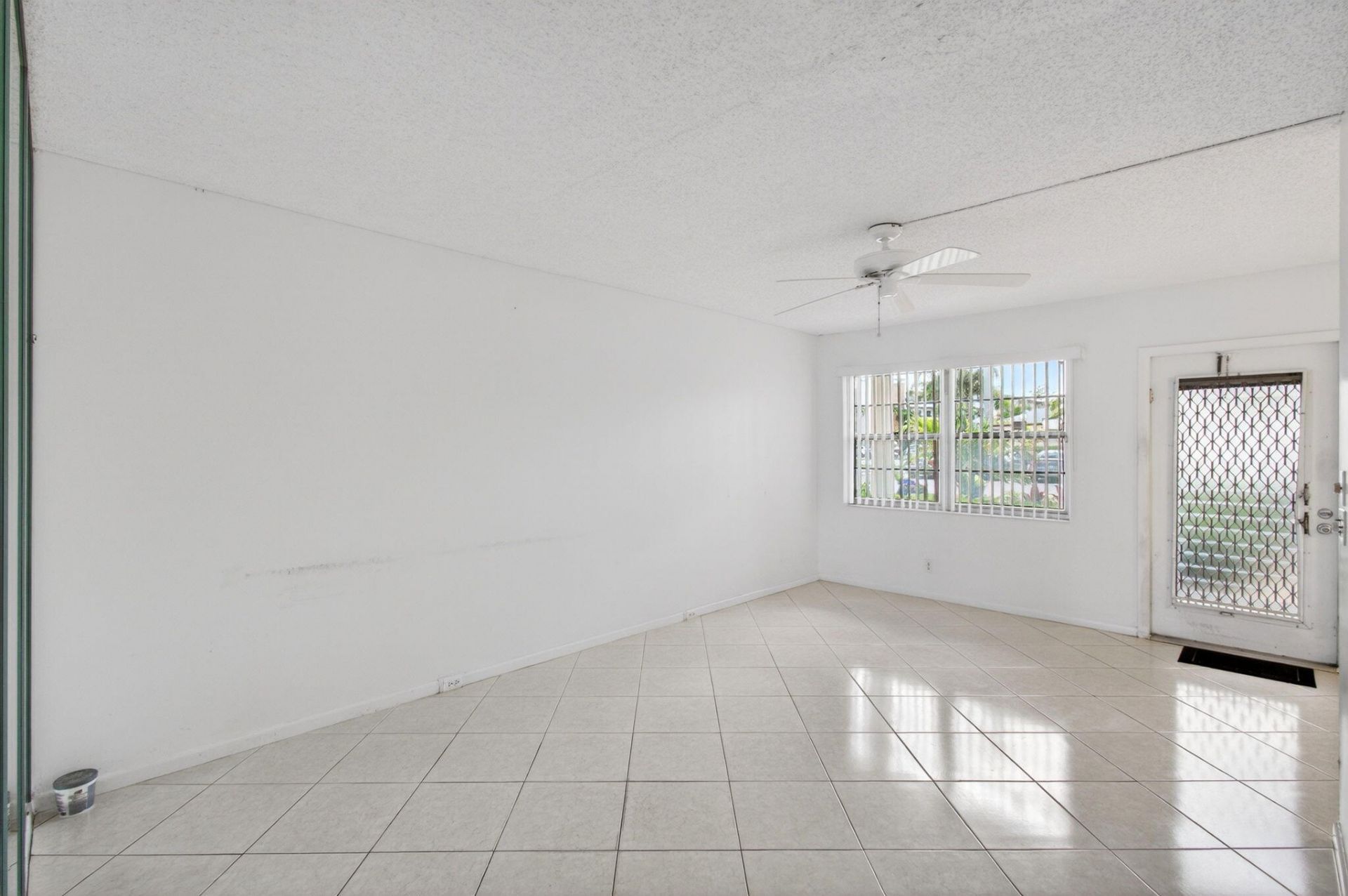 1009 Hythe A, Boca Raton, FL 33434 Photo