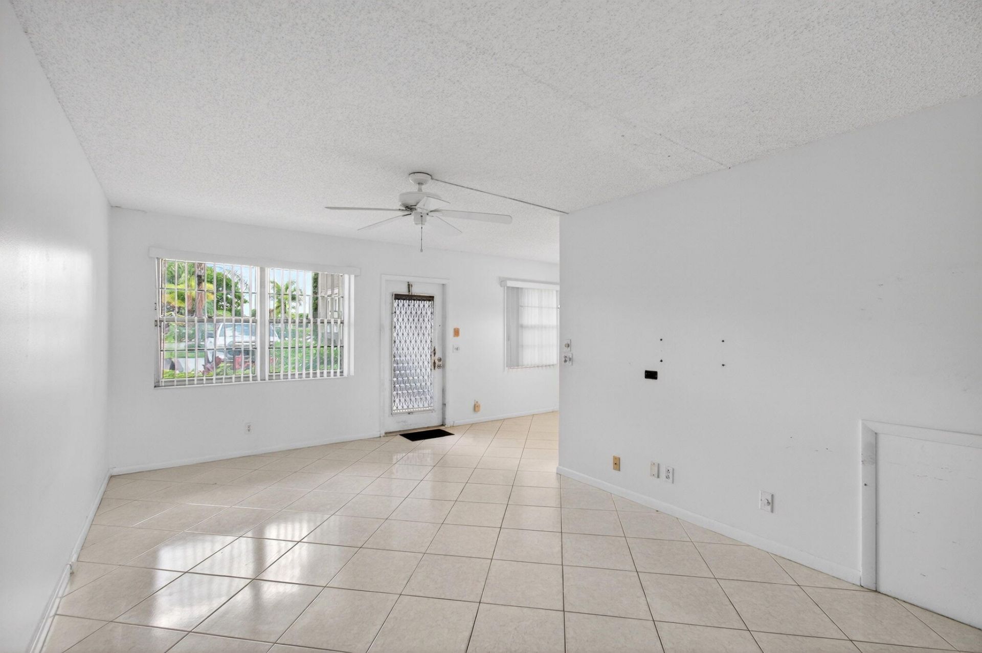 1009 Hythe A, Boca Raton, FL 33434 Photo