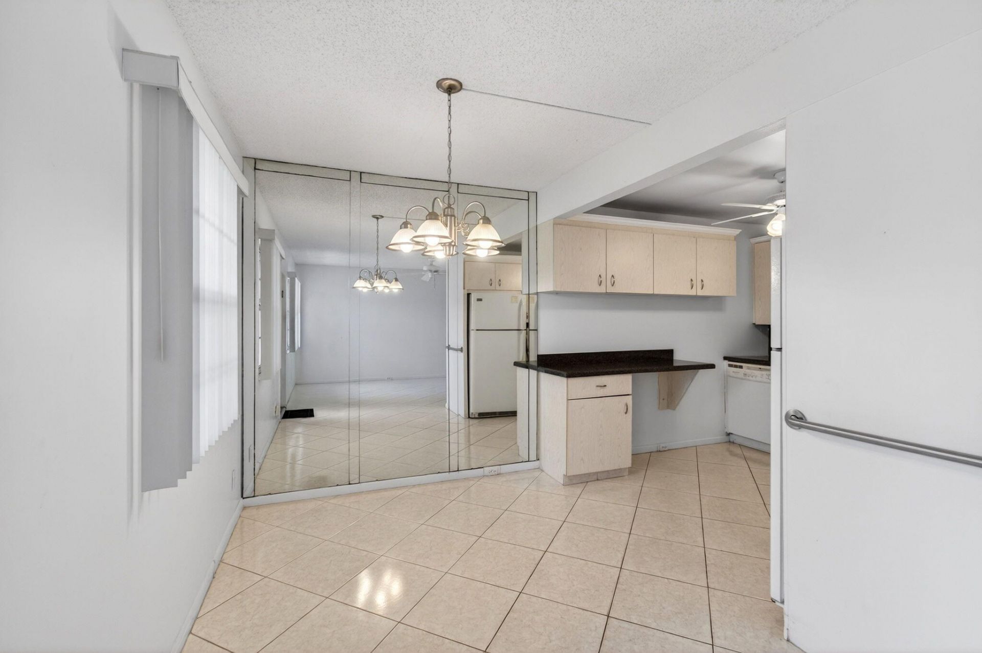 1009 Hythe A, Boca Raton, FL 33434 Photo