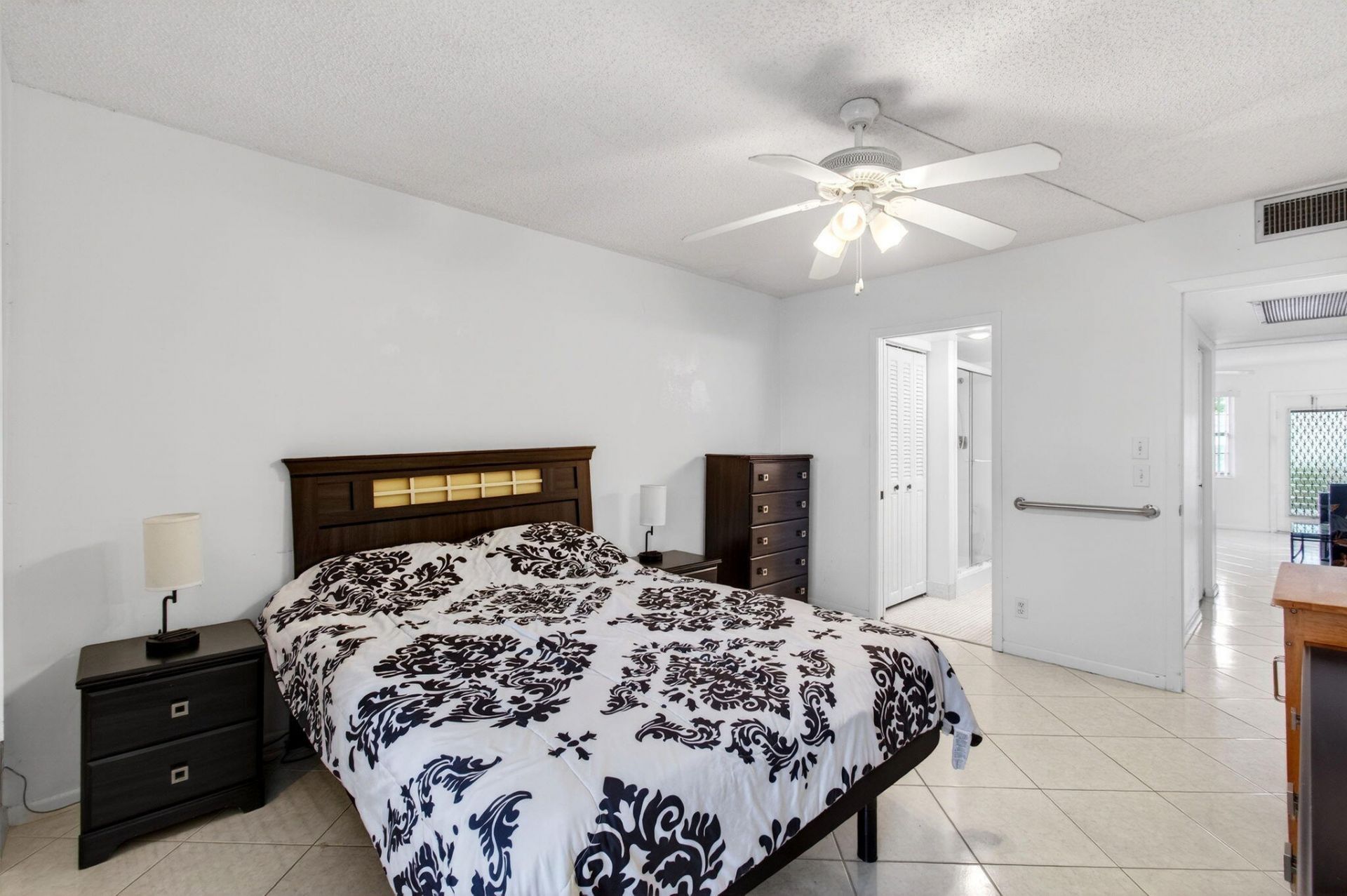 1009 Hythe A, Boca Raton, FL 33434 Photo