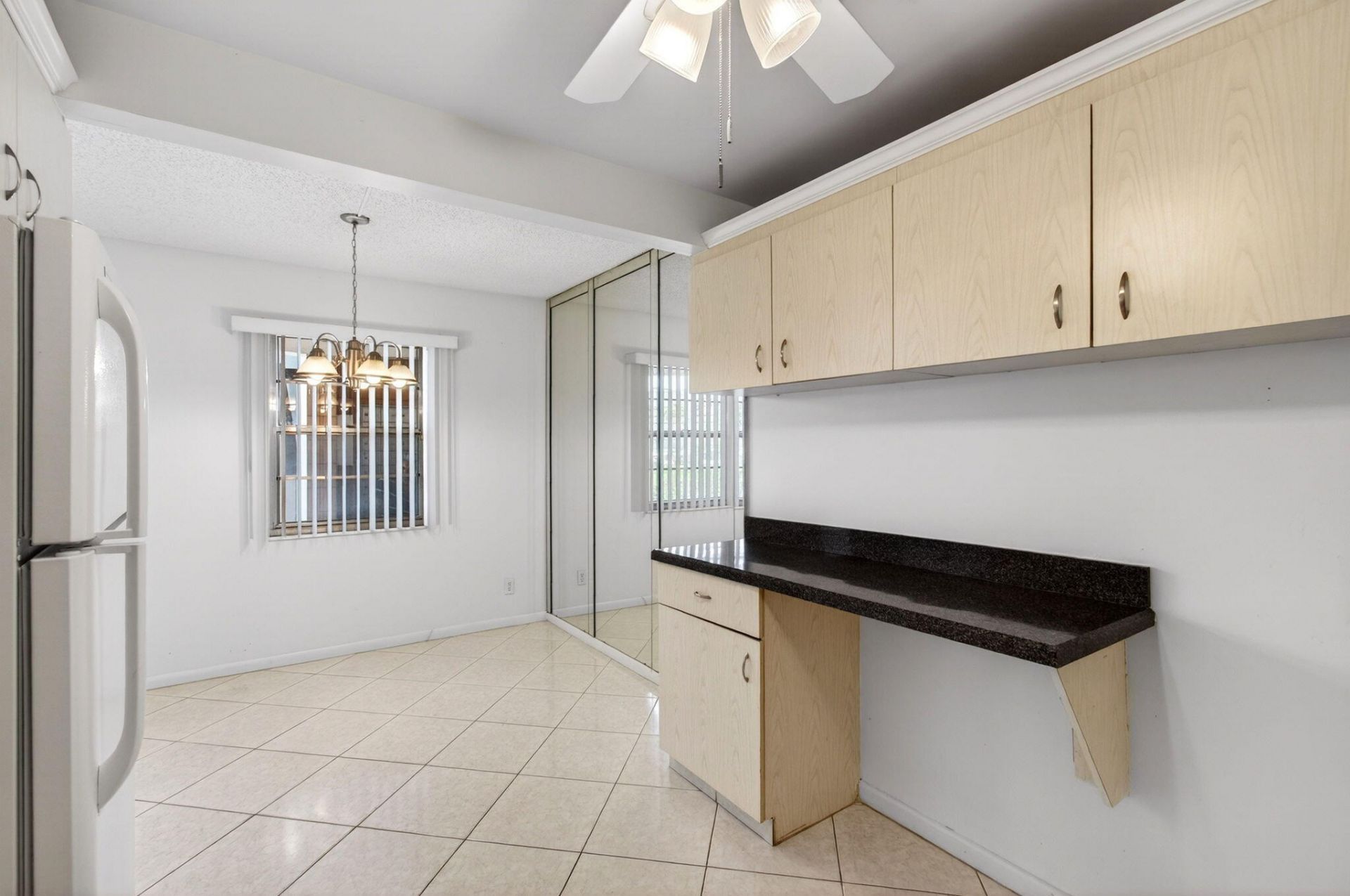 1009 Hythe A, Boca Raton, FL 33434 Photo