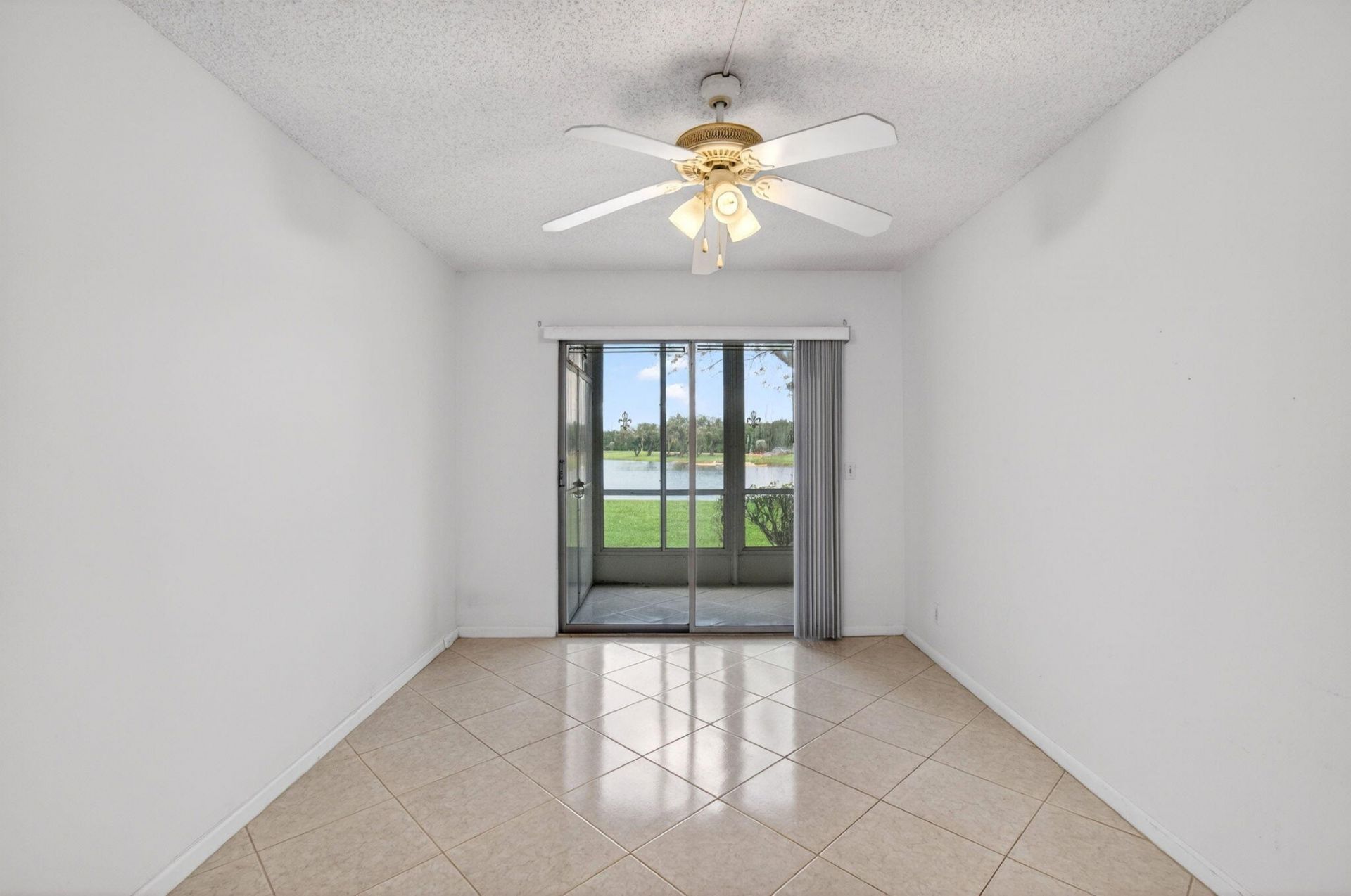 1009 Hythe A, Boca Raton, FL 33434 Photo