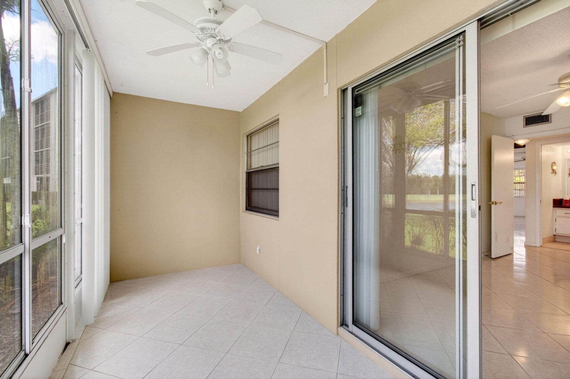 1009 Hythe A, Boca Raton, FL 33434 Photo