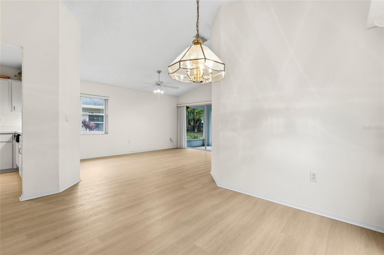 396 Chartley Court S, Sarasota, FL 34232 Photo