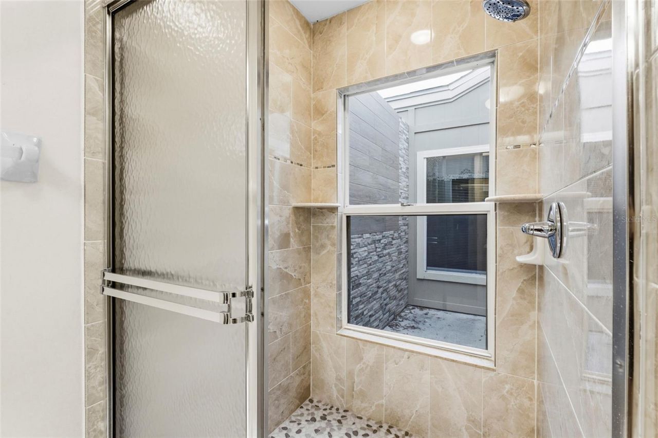 396 Chartley Court S, Sarasota, FL 34232 Photo