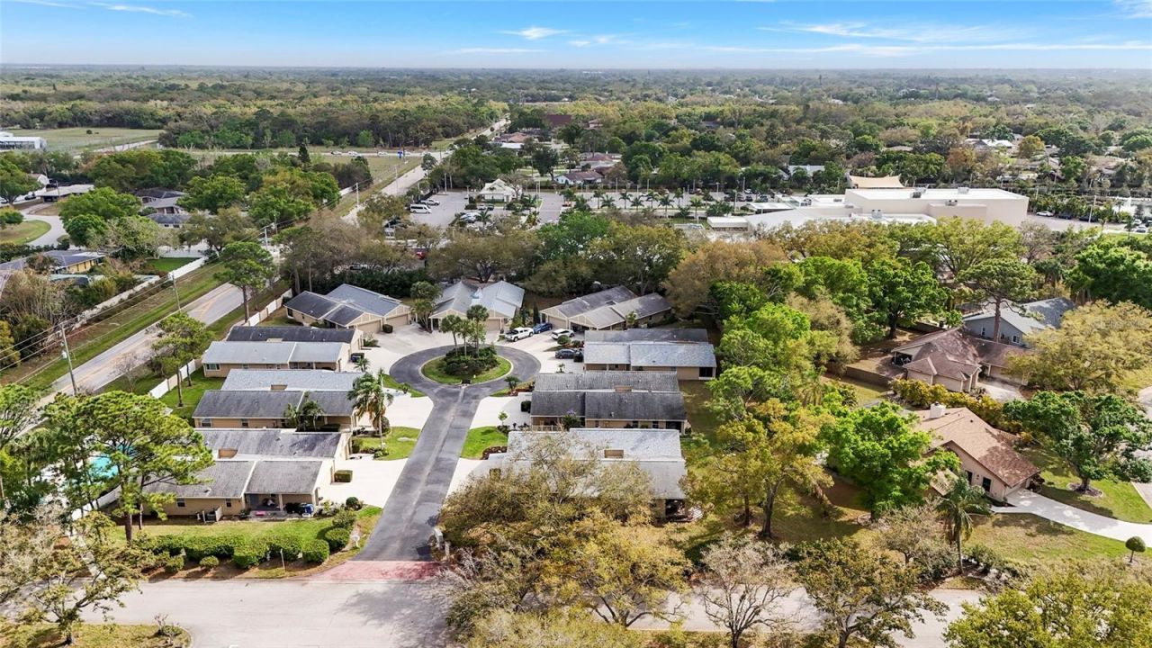 396 Chartley Court S, Sarasota, FL 34232 Photo