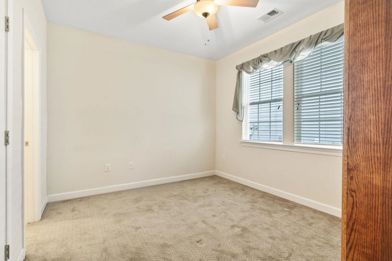 1429 Thames Ct. Photo 14