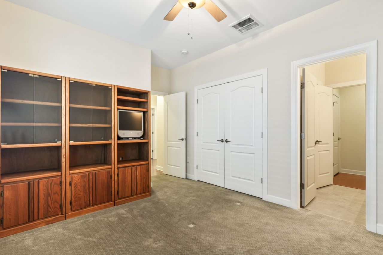 1429 Thames Ct. Photo 15